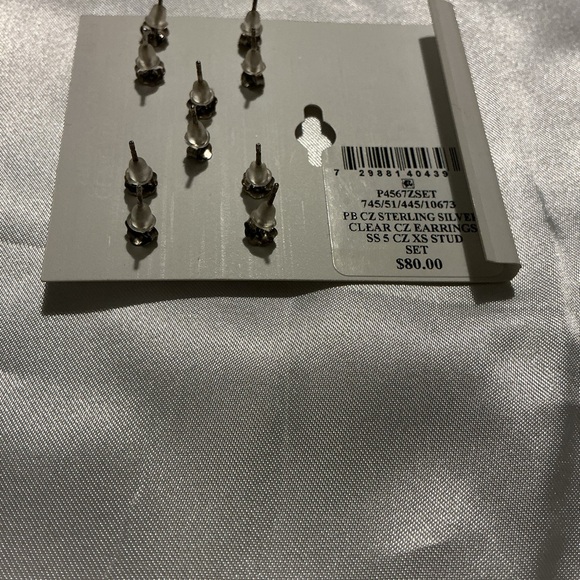 Giani Bernini Silver Cubic Zirconia Stud Earrings - Picture 4 of 4